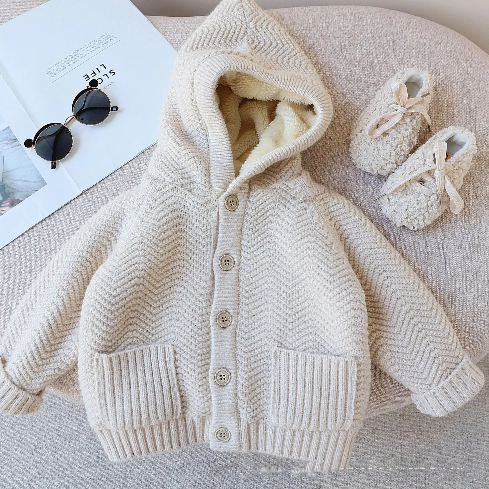 2022 yeni sonbahar ve kış giysileri kız kalınlaşmış kapşonlu artı polar kazak ceket cepler kadın bebek Çocuk hırka Görüntü 0