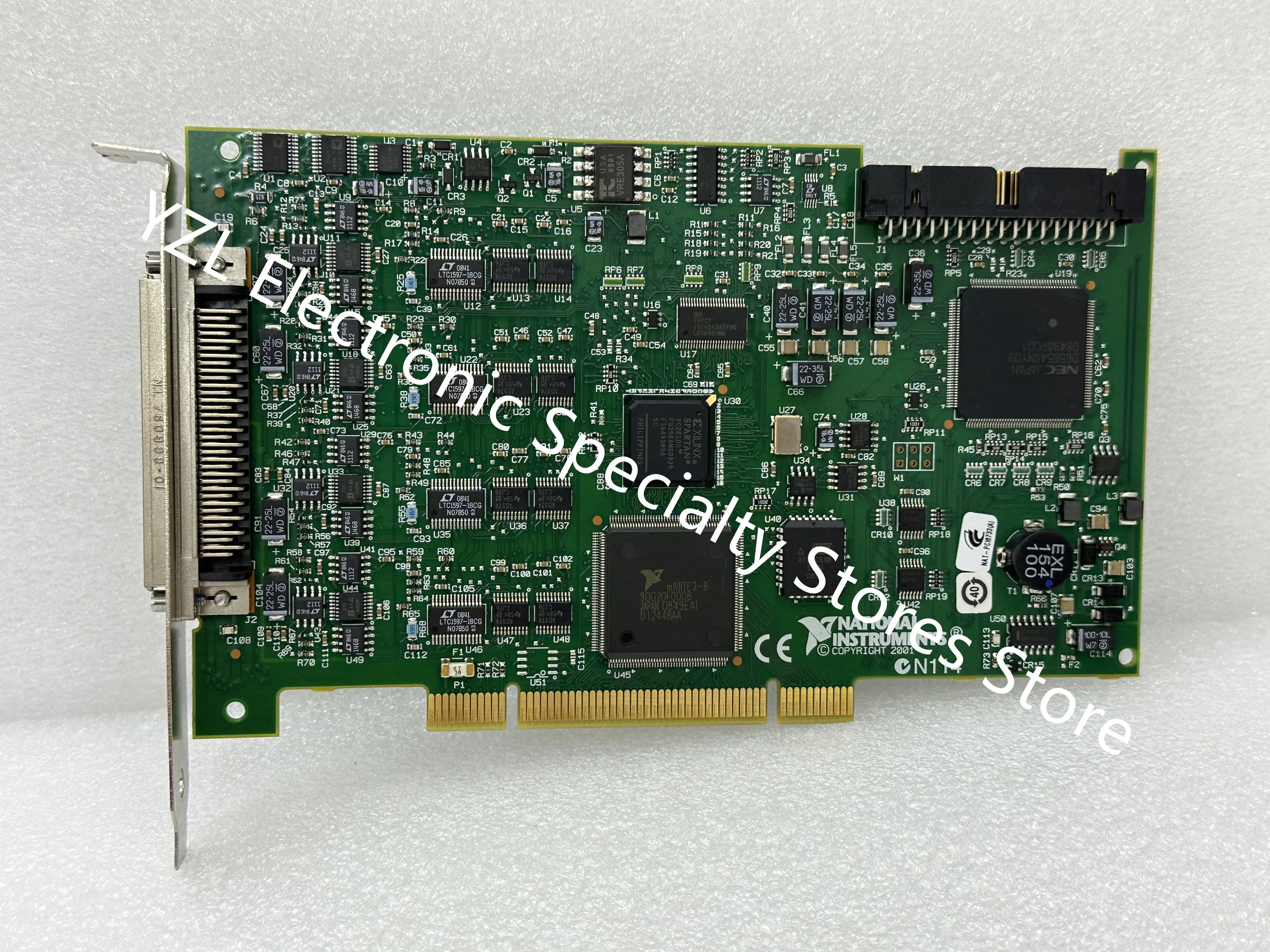ABD NI PCI-6733 Veri Toplama Kartı 778510-01 Analog Çıkış 16 Bit 8 Kanallı Görüntü 0