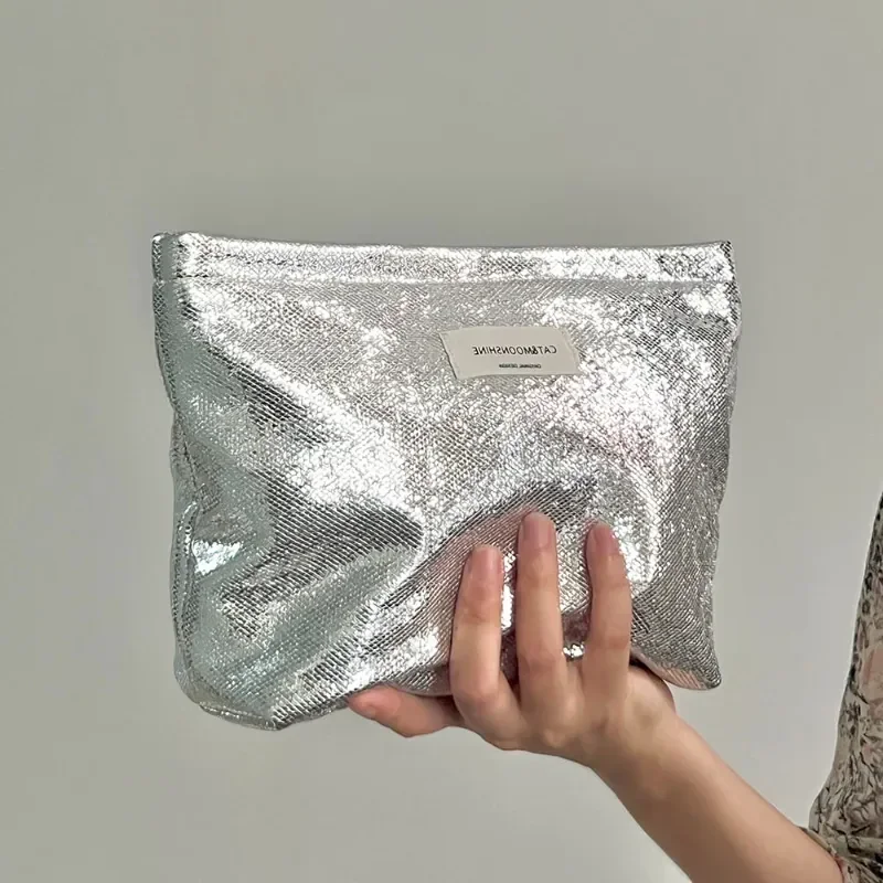 Yeni Parlak Sequins Gümüş Şampanya Debriyaj Kozmetik Çantası Makyaj Çantası Taşınabilir Tuvalet Cilt Bakımı Saklama Çantası Organizatör Kılıfı çanta Görüntü 0