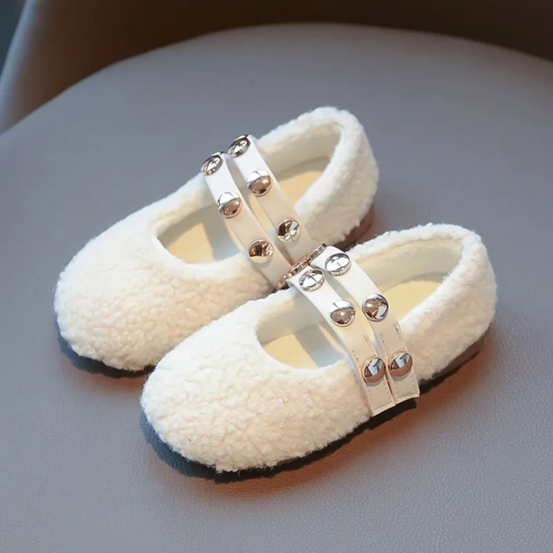 Çocuk Lambswool Mary Janes Ayakkabı Sıcak Çocuklar Flats Perçinler Kemer Kızlar üzerinde Kayma Ayakkabı Peluş Ayakkabı Bebek Kış Ayakkabı 412L Görüntü 0