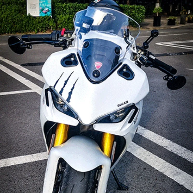 2 ADET Canavar Pençe Scratch Motosiklet Kafa Çıkartmalar Moto Yan Vücut Serin Vinil Çıkartmaları Şerit Yarış Kask Motokros Tankı İşaretleri Görüntü 1