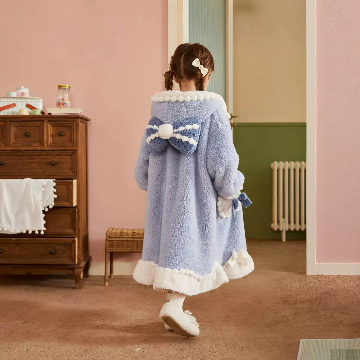 Kapşonlu Çocuk Bornoz Kızlar için Prenses çocuk Gecelik Kış Kalınlaşmak Flanel Kız Pijama Bebek Mercan Polar Ev Elbise Görüntü 1