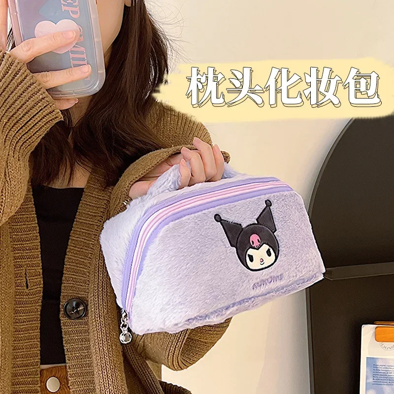 Sanrio Yeni Hello Kitty Karikatür Kozmetik Çantası kadın kuromi Büyük Y2K Çanta Organ Yastık makyaj fırçası saklama çantası Görüntü 1