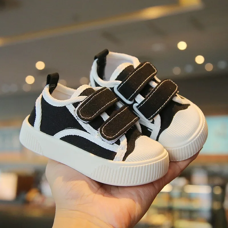 Çocuk Tuval Tek Düşük Üst Ayakkabı 2023 Yeni Kore Versiyonu Rahat Spor Bebek erkek ve kadın yumuşak ayakkabı Anti-skid Uwabaki Görüntü 1