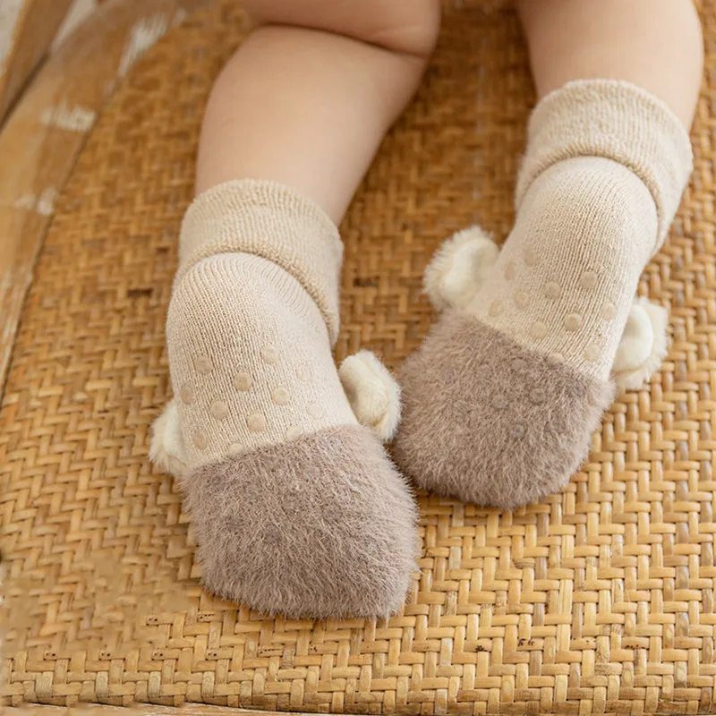 Yürümeye başlayan Çorap Yenidoğan Bebek Kış Çorap Karikatür Kalın Havlu Pamuklu Çorap Bebek Erkek Kız Sevimli Hayvan Tırtıklı Taban Kat Çorap Görüntü 2
