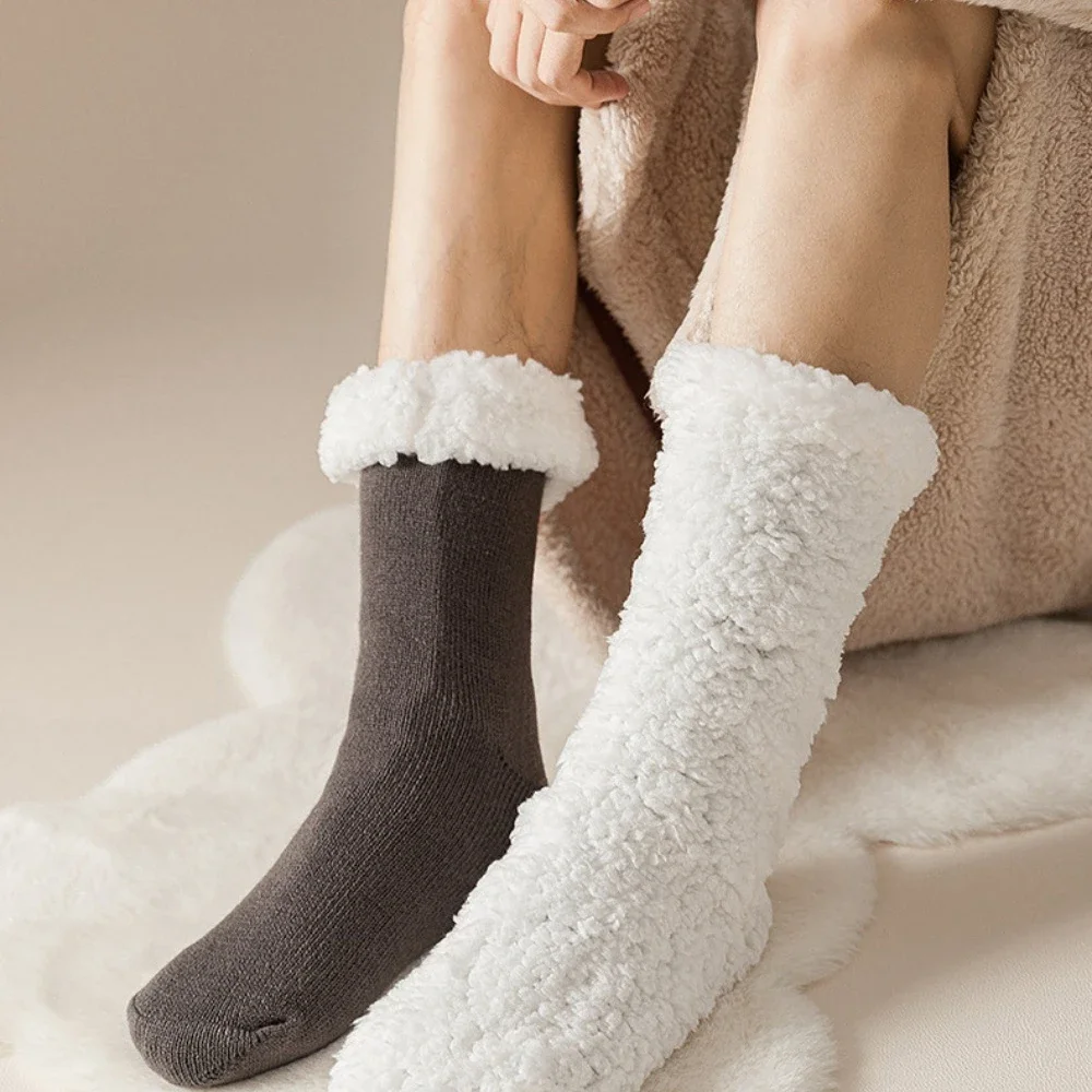 5 Pairs kış Lambswool kat çorap kadın kış ev Uyku çorap ekstra kalın kalınlaşmış ayak ısınma soğuk kar çorap erkekler Görüntü 3