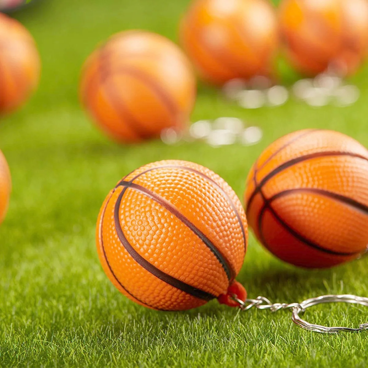 20 Paket Basketbol Topu Anahtarlıklar için Parti İyilik, Basketbol Stres Topu, Okul Karnaval Ödül, Spor Centerpiece Görüntü 4