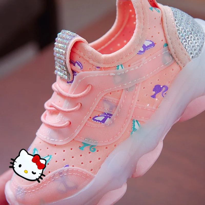 Sanrio Hello Kitty güz 2021 yeni çocuk spor ayakkabı LED ışıkları spor ayakkabı ışıkları çocuk ayakkabıları erkek ve kız rahat s Görüntü 4