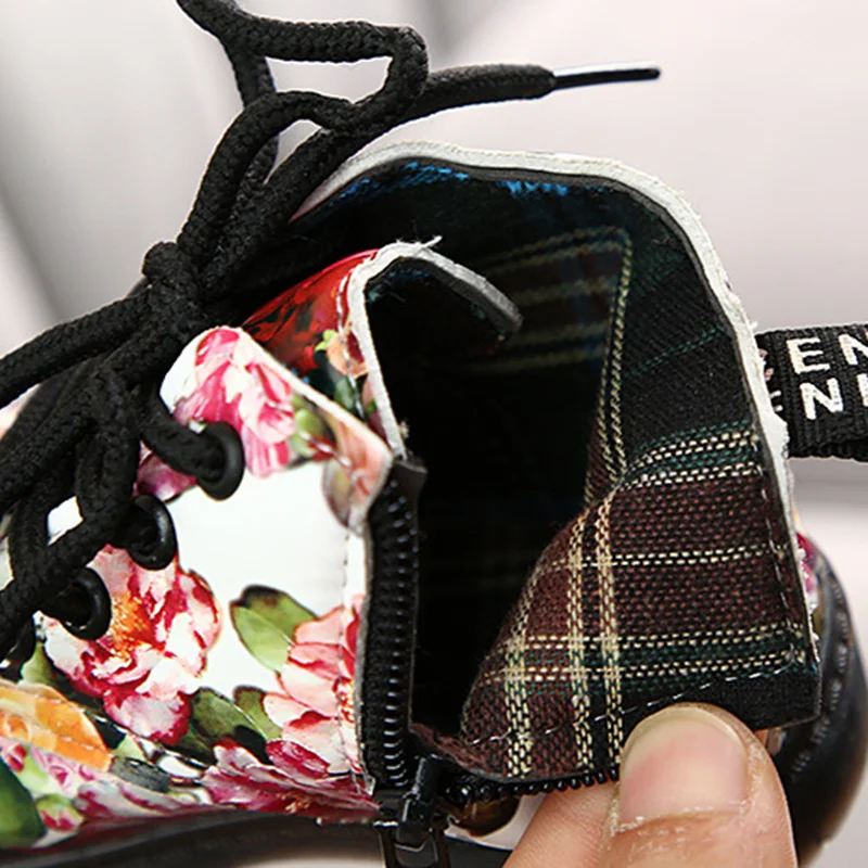 1-6 Yıl Bebek Ayakkabıları Kız Erkek Çiçek Baskı Botları Çocuklar Yumuşak Alt Martin Çizme Çocuk Sonbahar Kış moda ayakkabılar Görüntü 5