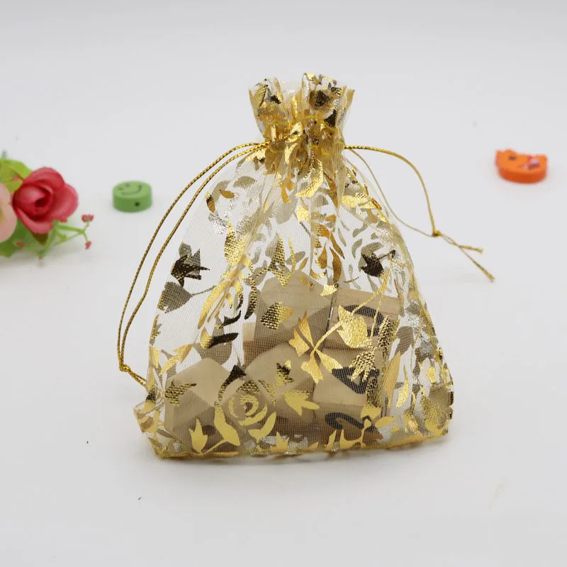 100 adet 7x9cm 9x12cm 11x16cm 13x18cm 15x20cm organze çantalar Altın Gümüş Güller Tasarım Düğün Doğum Günü Partisi Şeker Hediye Kutusu Ambalaj Görüntü 5
