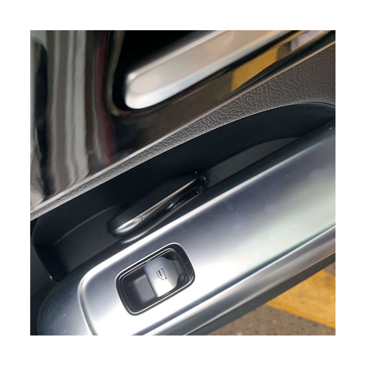 Araba Kol Dayama saklama kutusu Kapı saklama kutusu Tepsi Aksesuarları Mercedes Benz C Sınıfı için W206 2022 2023 Görüntü 5