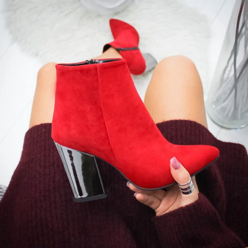 Avrupa Sivri Burun Kız Çizmeler Katı Kadın Perçin Çizmeler Çizmeler Sonbahar Kış 2019 Yeni yüksek topuklu ayakkabılar Damla Gemi Görüntü 5