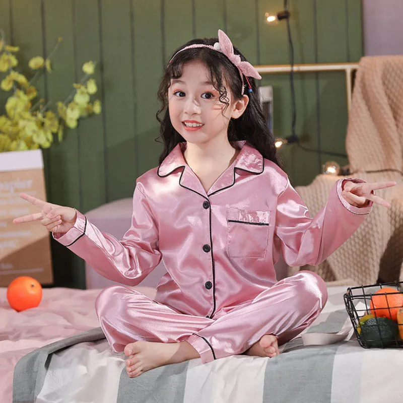 Toddler Bebek Kız Erkek İpek Pijama Uzun Kollu Katı Düğme Aşağı Saten Pijama Setleri Çocuk Pijama Gecelikler Çocuk Pijama Görüntü 5
